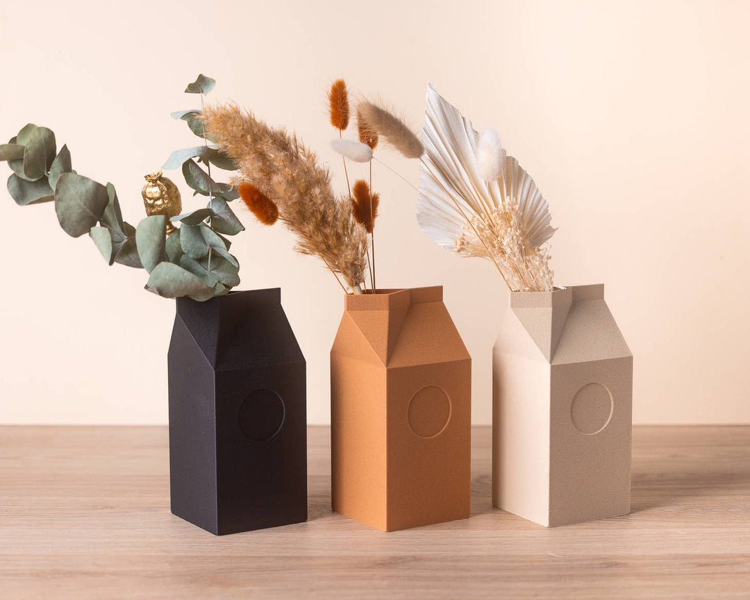 Copo design milk vases